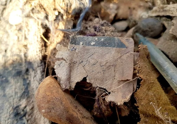 کشف پیکر شهید به همراه نوشتهای قابل تامل در دفترچه یادداشتش